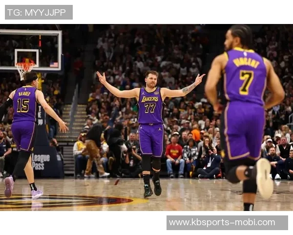 东契奇分析湖人近期表现不佳认为赢老鹰是成功典范